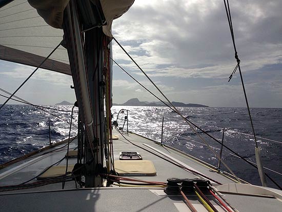 Sous génois tangonné vers les Saintes